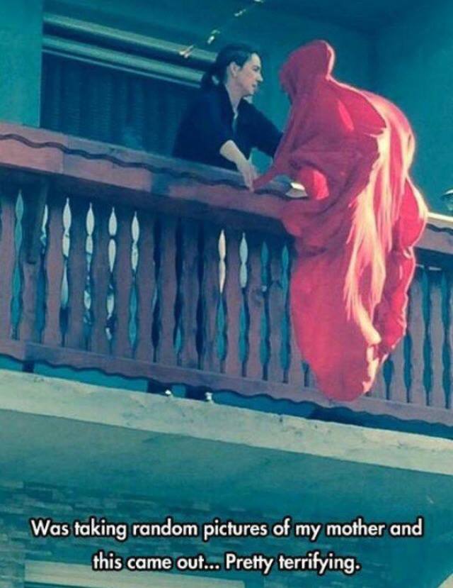 Gost talking