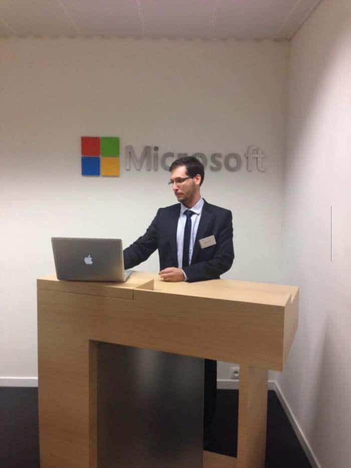 Microsoft vs Apple